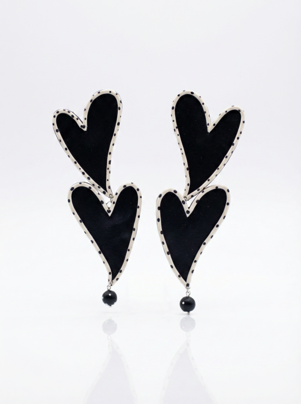 freepik__generar-imagen-de-prodcuto-como-foto-profesional-e__91214 Cora Dots